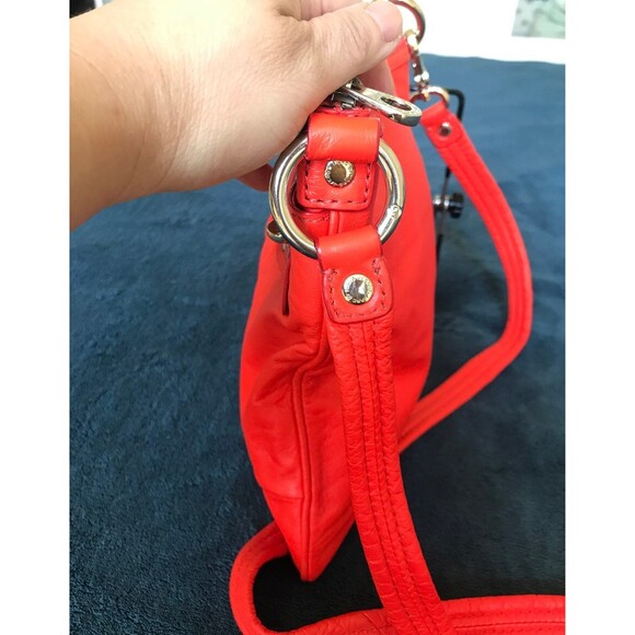 MARC BY MARC JACOBS totally turnlock - Picture 6 of 12